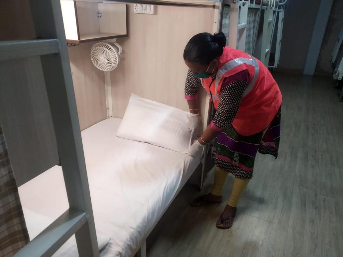 Abuzz Sewri Hostel - Mumbai — Photos 3